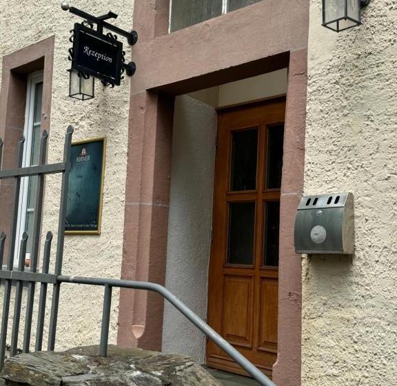 Номер Стандарт, Schloss Hotel Kastellaun