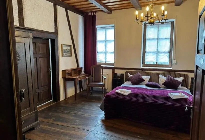 スタンダード４人部屋, Schloss Hotel Kastellaun