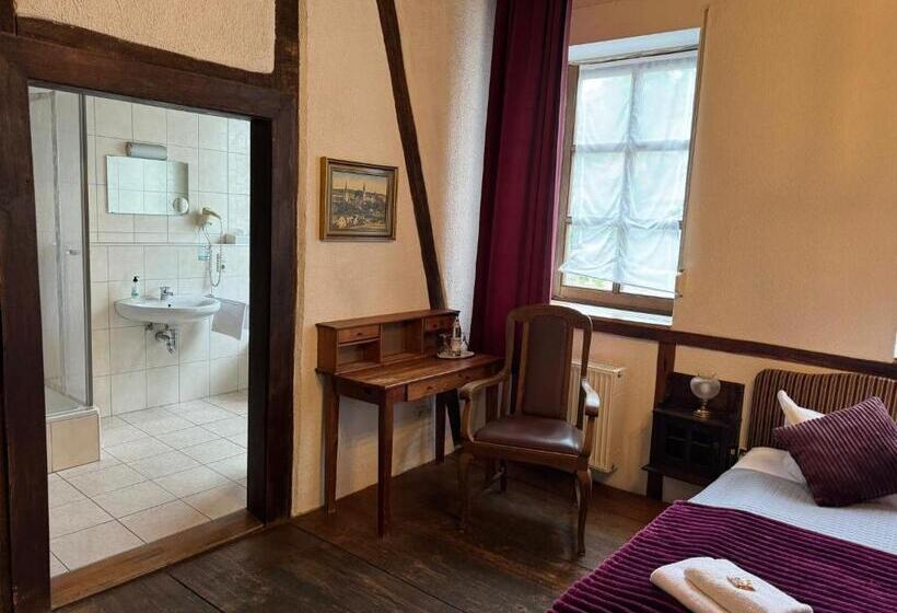 4인용 스탠다드 룸, Schloss Hotel Kastellaun