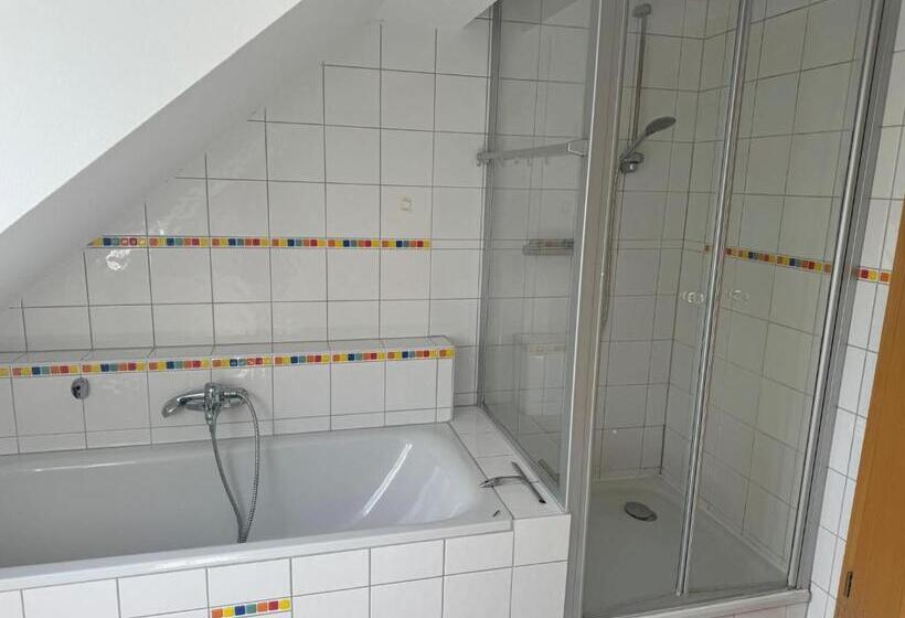 Апартаменты 4 Спальни, Schloss Hotel Kastellaun