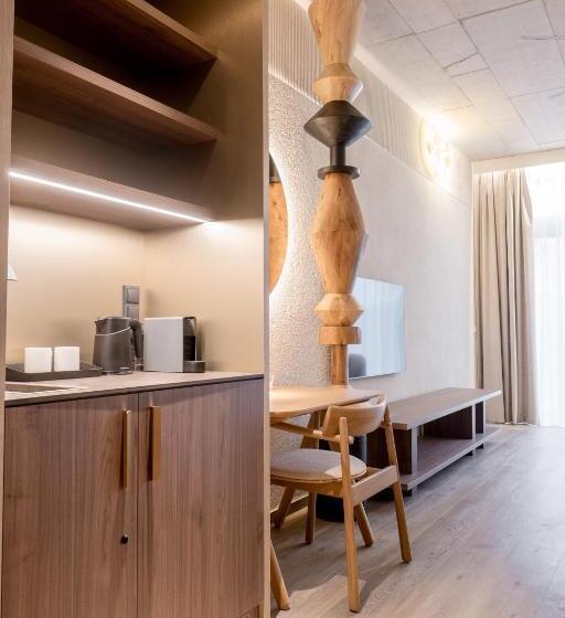 スタンダード4人部屋, Glar Conference & Spa