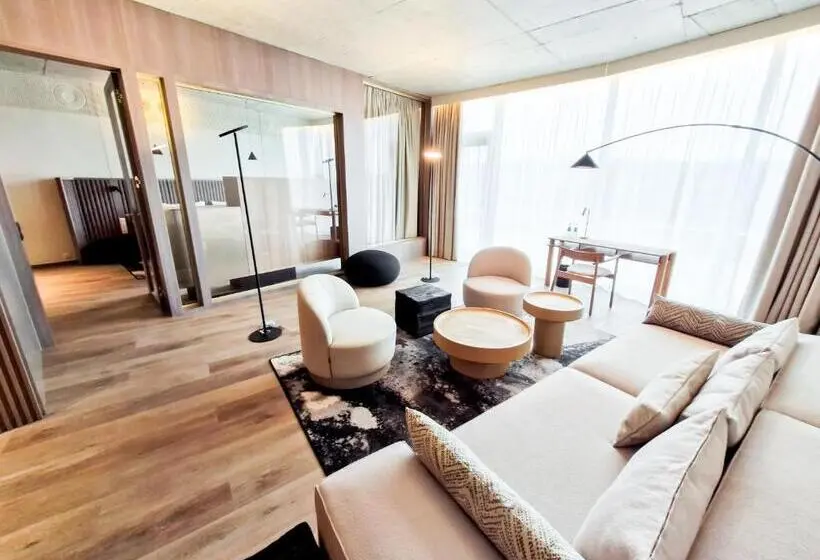 １ベッドルームペントハウスアパート, Glar Conference & Spa