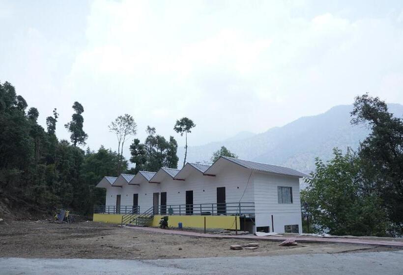 스탠다드 룸 산 전망, Kedar Wonderland Heli Resort