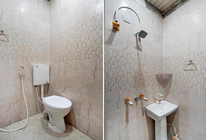 トリプルクラシックルーム, Oyo Hotel Gala