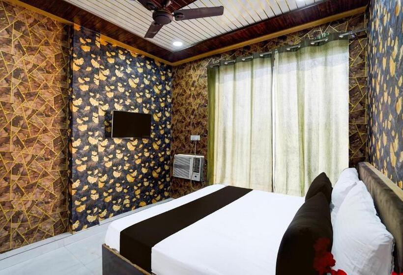 Трехместный Номер Классика, Oyo Hotel Gala