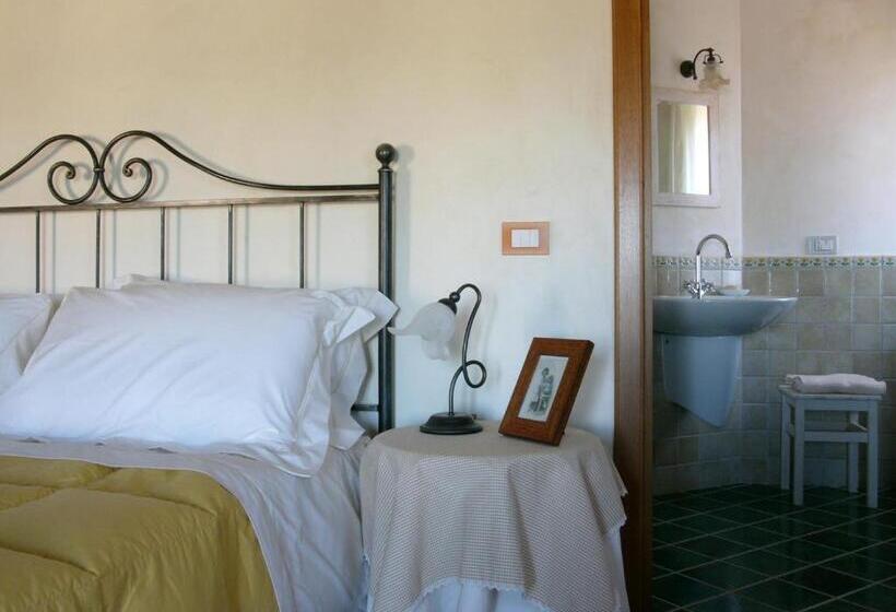 חדר סטנדרט נוף להרים, Country House La Querceta Di Marnacchia