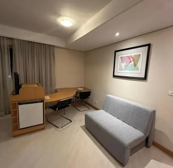 مجموعه ویستا شهر, Biena Ibirapuera Uh202