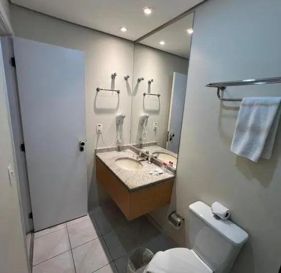 مجموعه ویستا شهر, Biena Ibirapuera Uh202