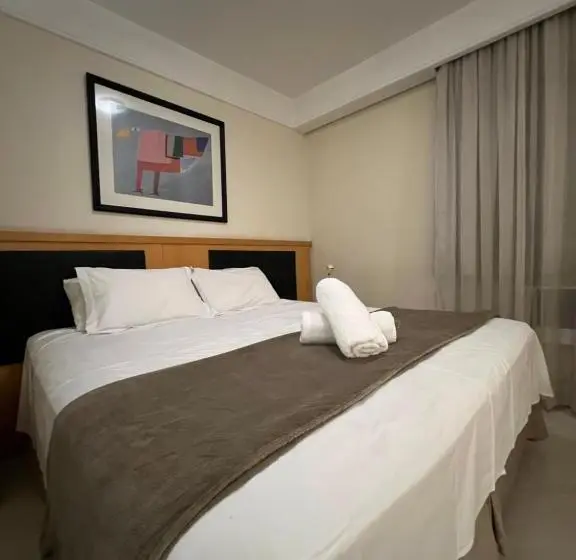 مجموعه ویستا شهر, Biena Ibirapuera Uh202