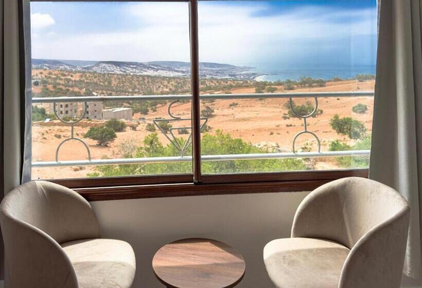 اتاق استاندارد با چشم‌انداز دریا, Sun House Morocco