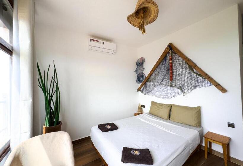 اتاق استاندارد با چشم‌انداز دریا, Sun House Morocco