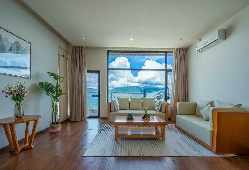 발코니 수피리어 룸, Dali Two Birds Inn