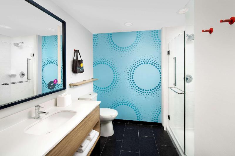 Superior Room, Hanting  Shiyan People Square