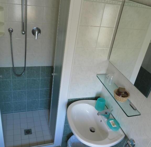 オーシャンビュースタンダードルーム, Letizia