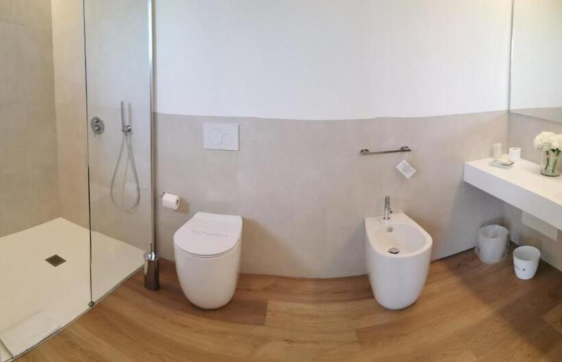 四人高级间, Onda Marina