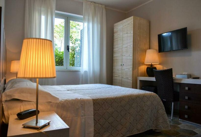 غرفة عائلية, Villa Elsa