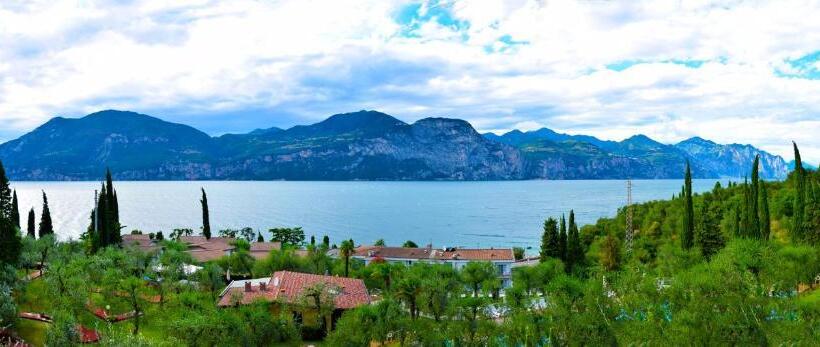 Апартаменты 1 Спальня, Villaggio Albergo Casa E Lago