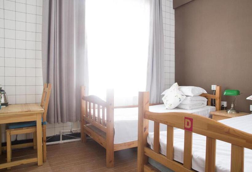 חדר סטנדרט חדר אמבטיה משותף, 大连天天青旅民宿