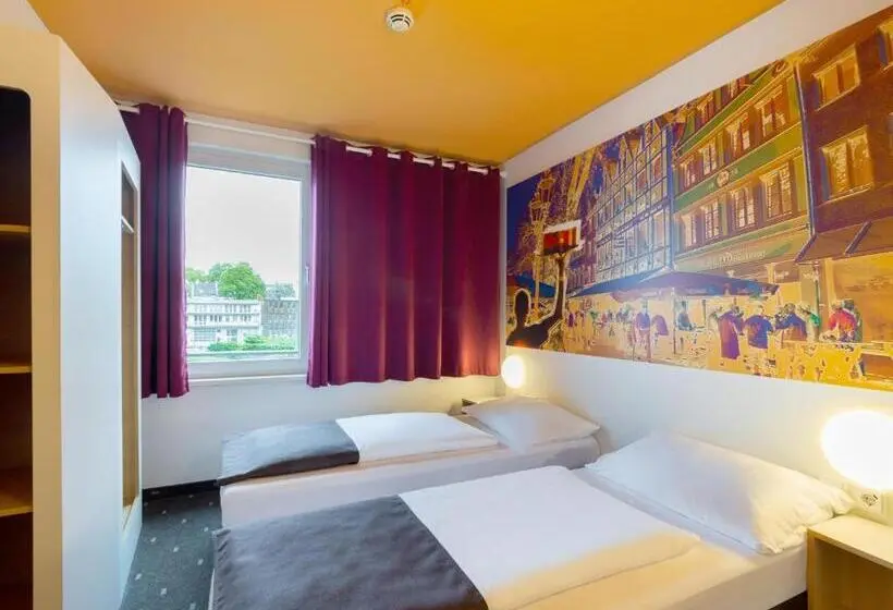 Standard Kolmen Hengen Huone, B&b Hotel Düsseldorf City