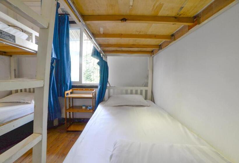 تختخواب در اتاق مشترک, Chengdu Mix Hostel Courtyard Poshpacker