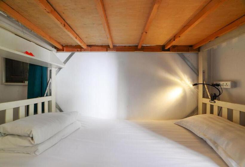 تختخواب در اتاق مشترک, Chengdu Mix Hostel Courtyard Poshpacker