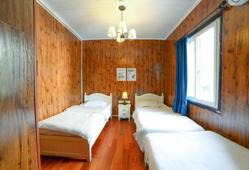 اتاق ساده سه نفره, Chengdu Mix Hostel Courtyard Poshpacker