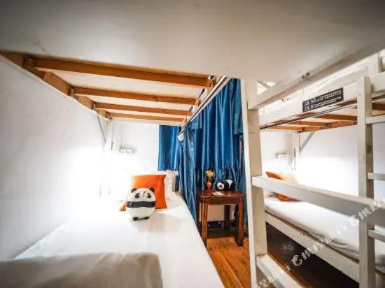 ルームシェアのワンベッド, Chengdu Mix Hostel Courtyard Poshpacker