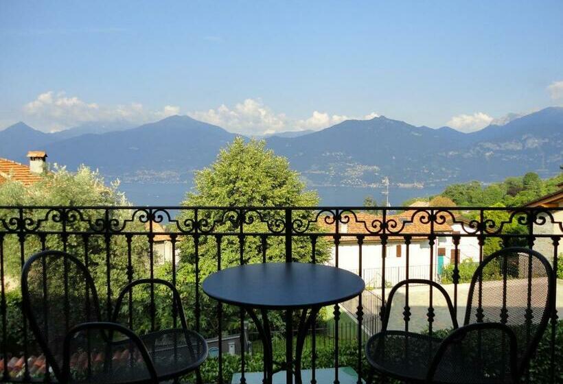 Трехместный Номер Стандарт с Балконом, Adler