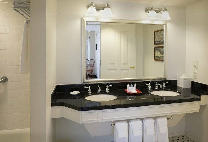 디럭스 룸, Williamsburg Lodge, Autograph Collection