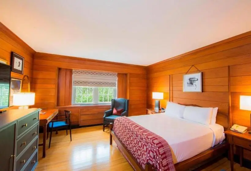 Standard-huone, Williamsburg Lodge, Autograph Collection