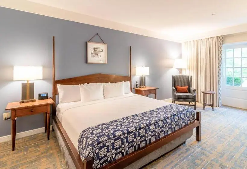Deluxe-huone King-vuode, Williamsburg Lodge, Autograph Collection