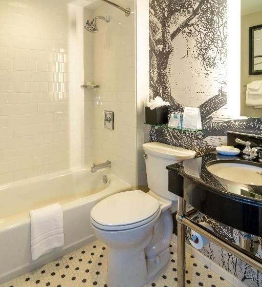 디럭스 룸, Williamsburg Lodge, Autograph Collection