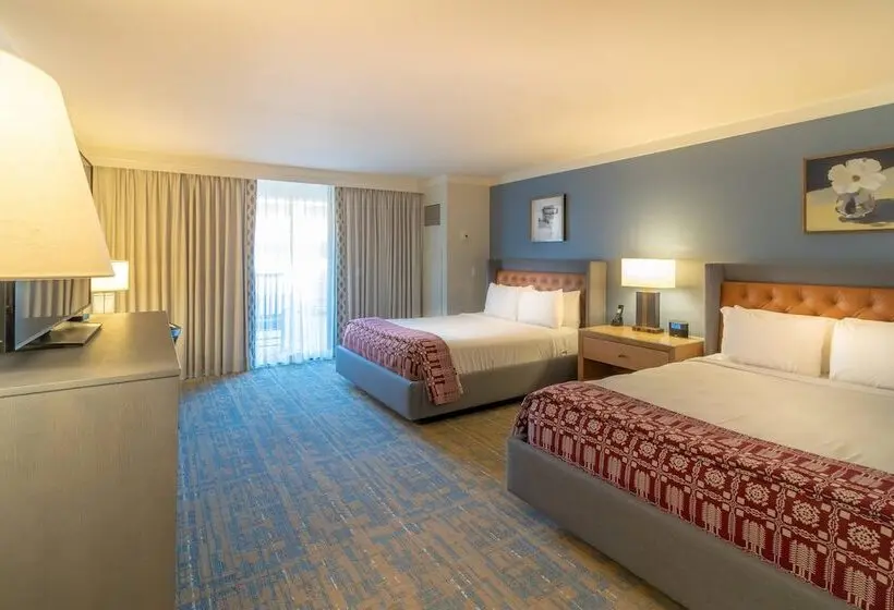 Premium-huone, Williamsburg Lodge, Autograph Collection