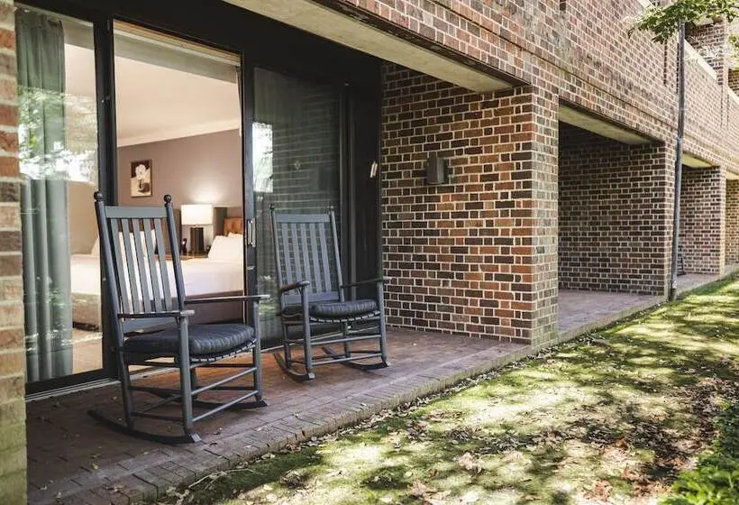 Premium-huone Parveke, Williamsburg Lodge, Autograph Collection
