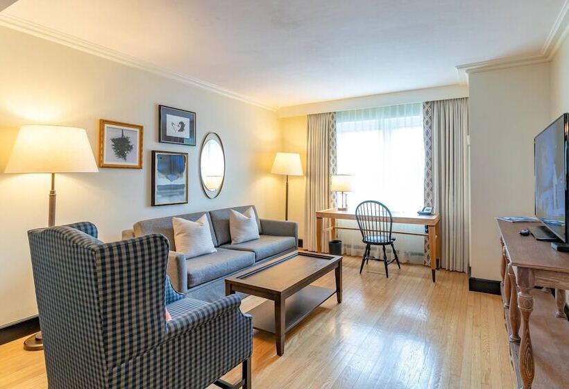 주니어 스위트, Williamsburg Lodge, Autograph Collection