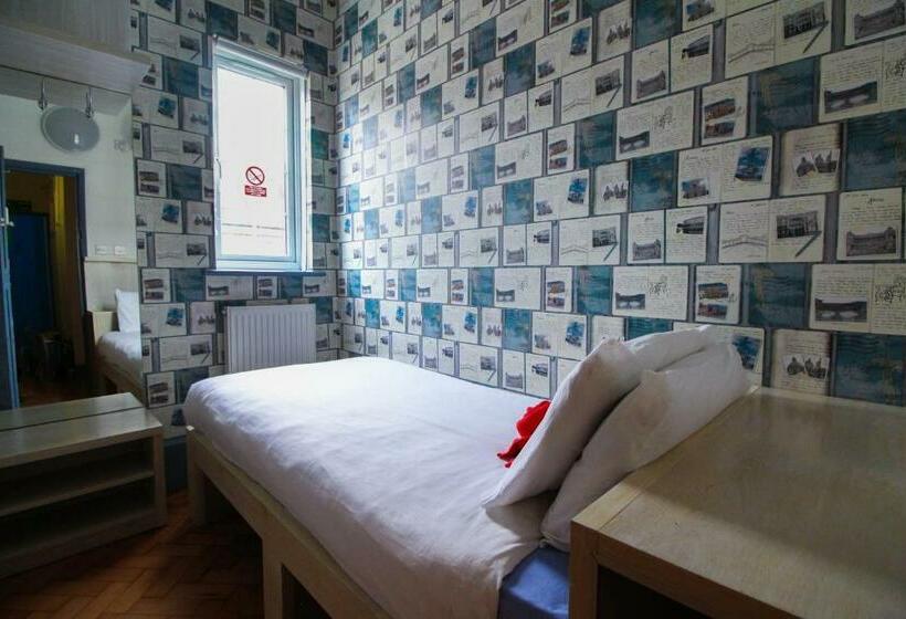 Chambre Standard Individuelle, London Backpackers Youth Hostel 18   35 Years Old Only