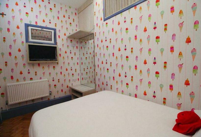 Chambre Economy, London Backpackers Youth Hostel 18   35 Years Old Only