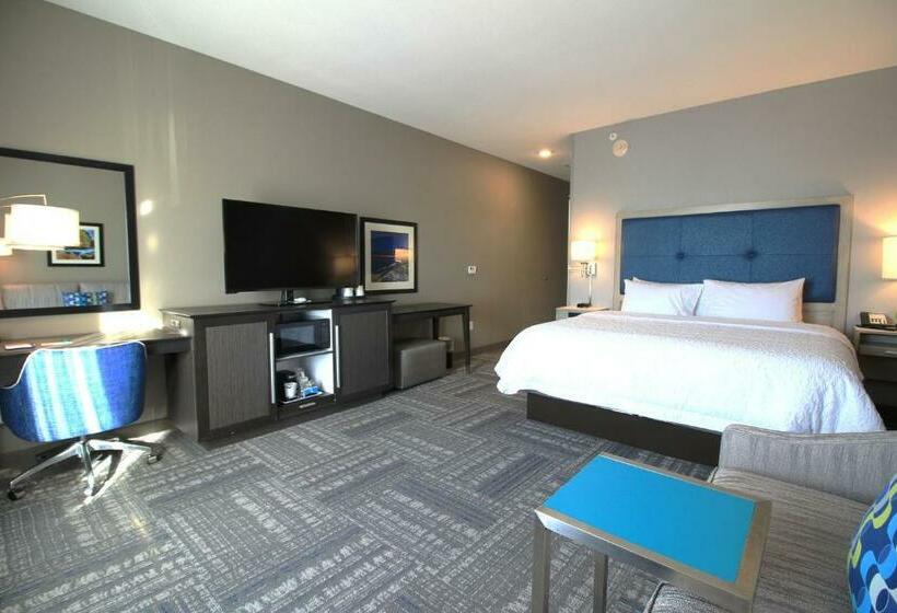 غرفة قياسية سرير كينج, Hampton Inn West Plains