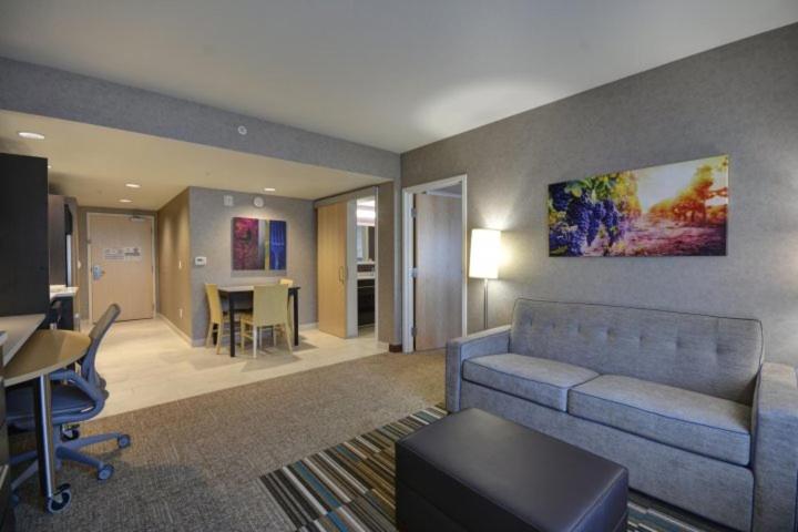Büyük Çift Kişilik Yataklı Süit, Home2 Suites By Hilton Livermore