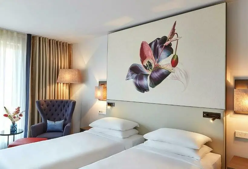 Standard Room, Hyatt Regency Amsterdam