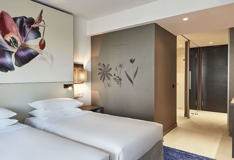 Номер Стандарт, Hyatt Regency Amsterdam