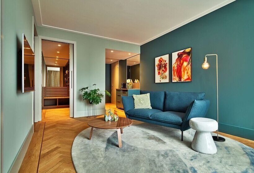 Люкс, Hyatt Regency Amsterdam