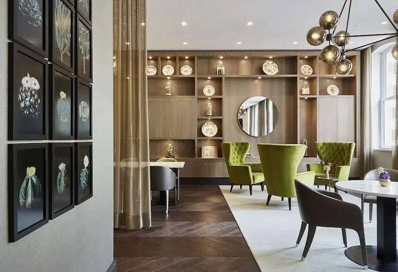 Suite, Hyatt Regency Amsterdam