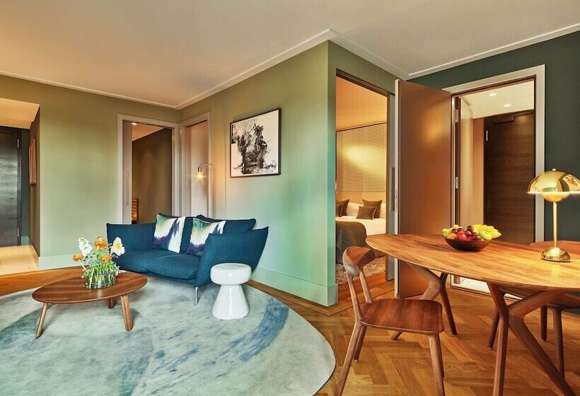 Президентский Люкс, Hyatt Regency Amsterdam