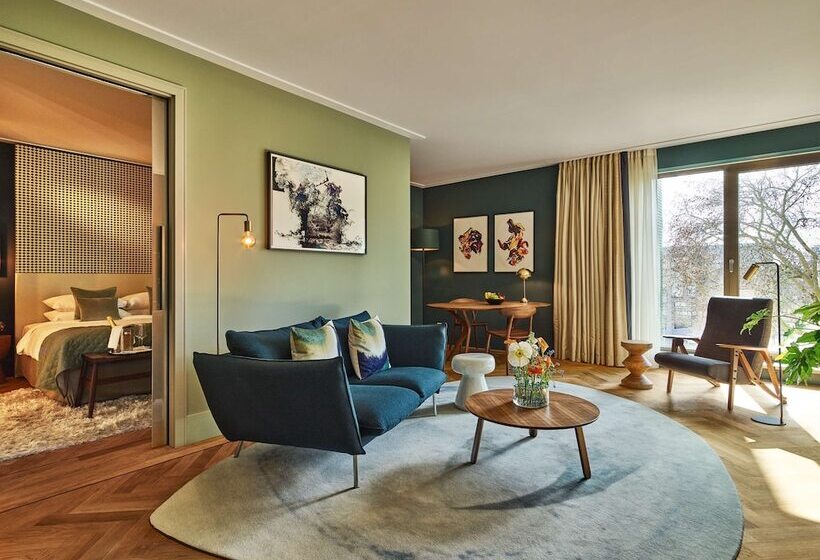 Executive Suite, Hyatt Regency Amsterdam
