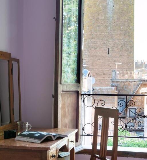 חדר סטנדרט, Posta