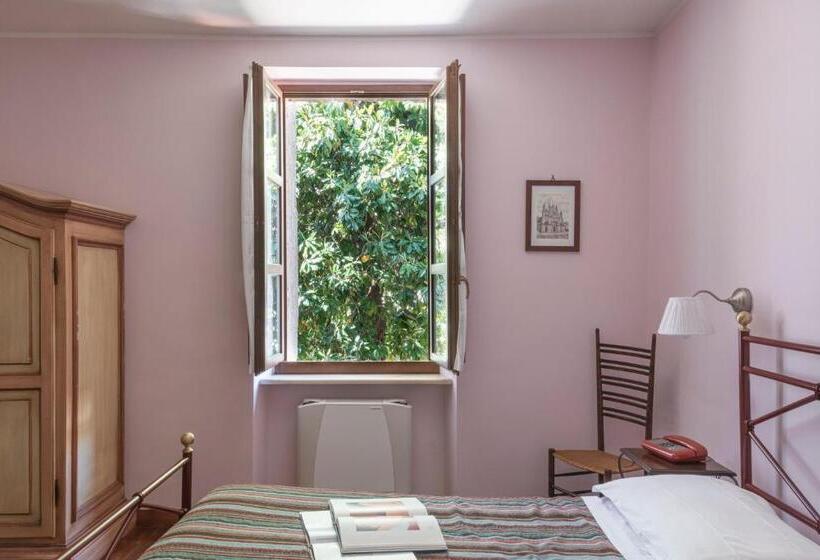 חדר סטנדרט, Posta