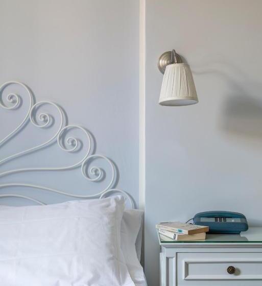 חדר סטנדרט, Posta