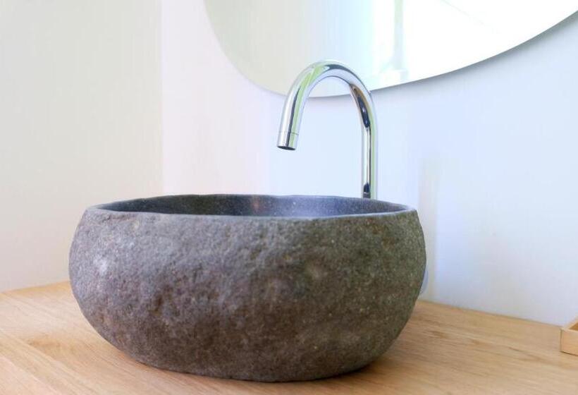 اتاق استاندارد, B&b I 10 Mondi