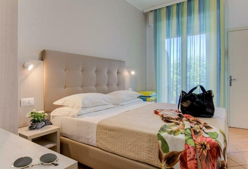 バルコニー付きスタンダードルーム, Cimarosa